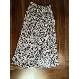 Joe B by Joe Benbasset Black White long skirt with slit wrap effect elastic wais